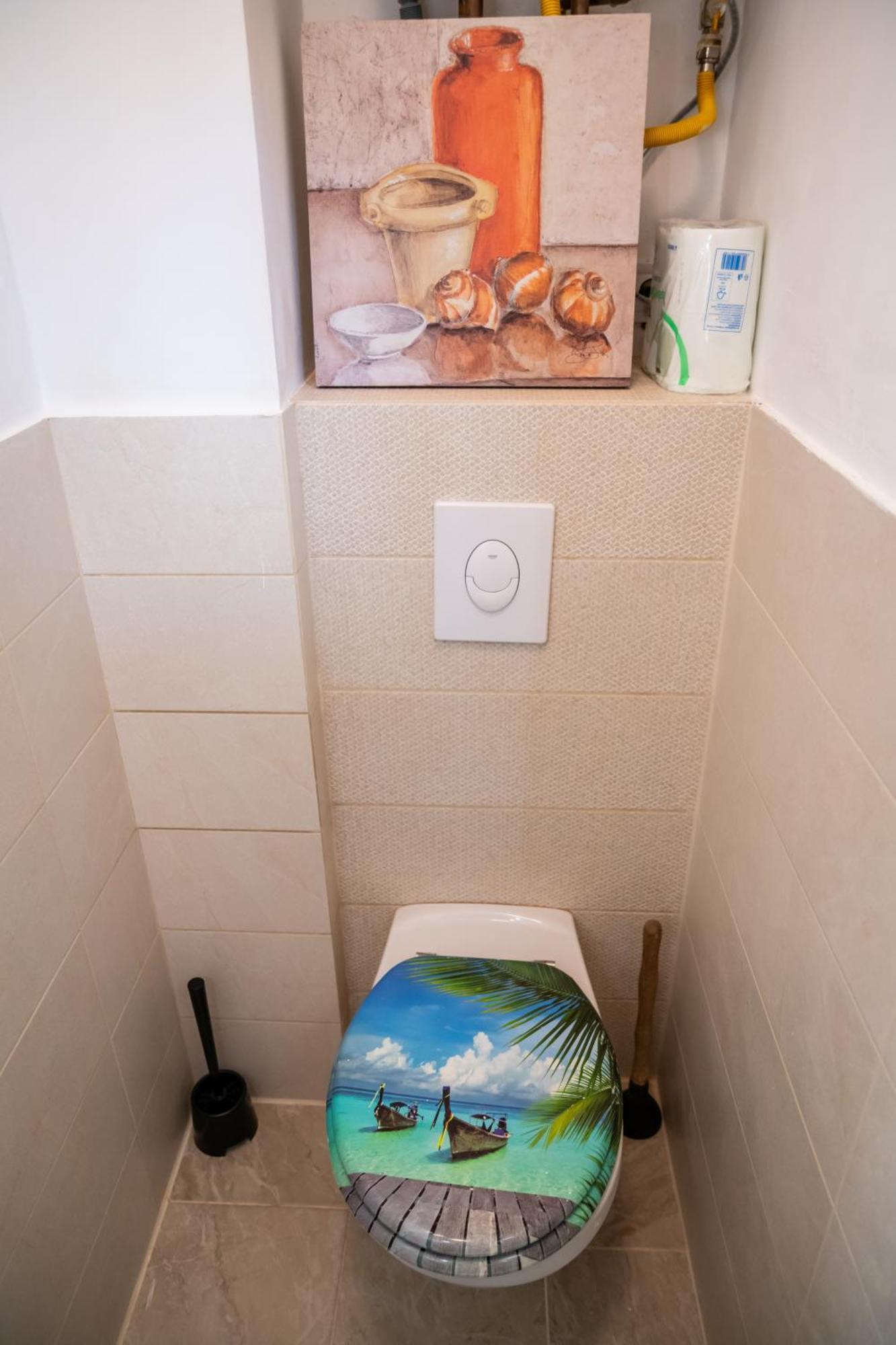 Winestone Corner Apartment Debrecen Bagian luar foto