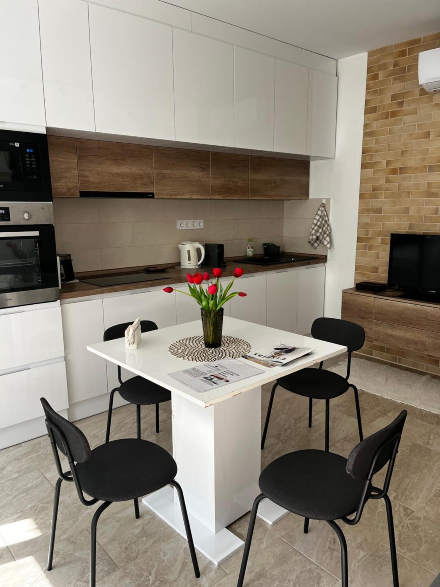 Winestone Corner Apartment Debrecen Bagian luar foto